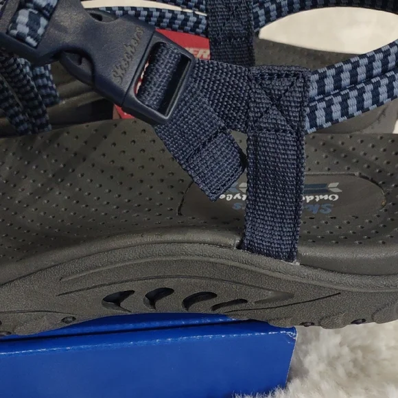 Skechers Blue Strappy Sandals, Size 10 - Picture 4 of 17